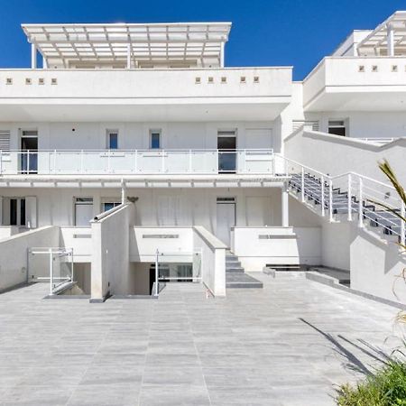Residence Mia Amelie Torre San Giovanni Ugento Bagian luar foto