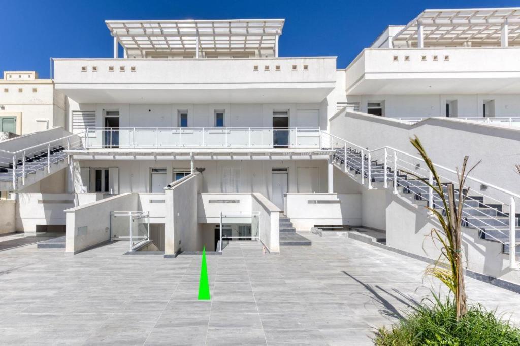Residence Mia Amelie Torre San Giovanni Ugento Bagian luar foto